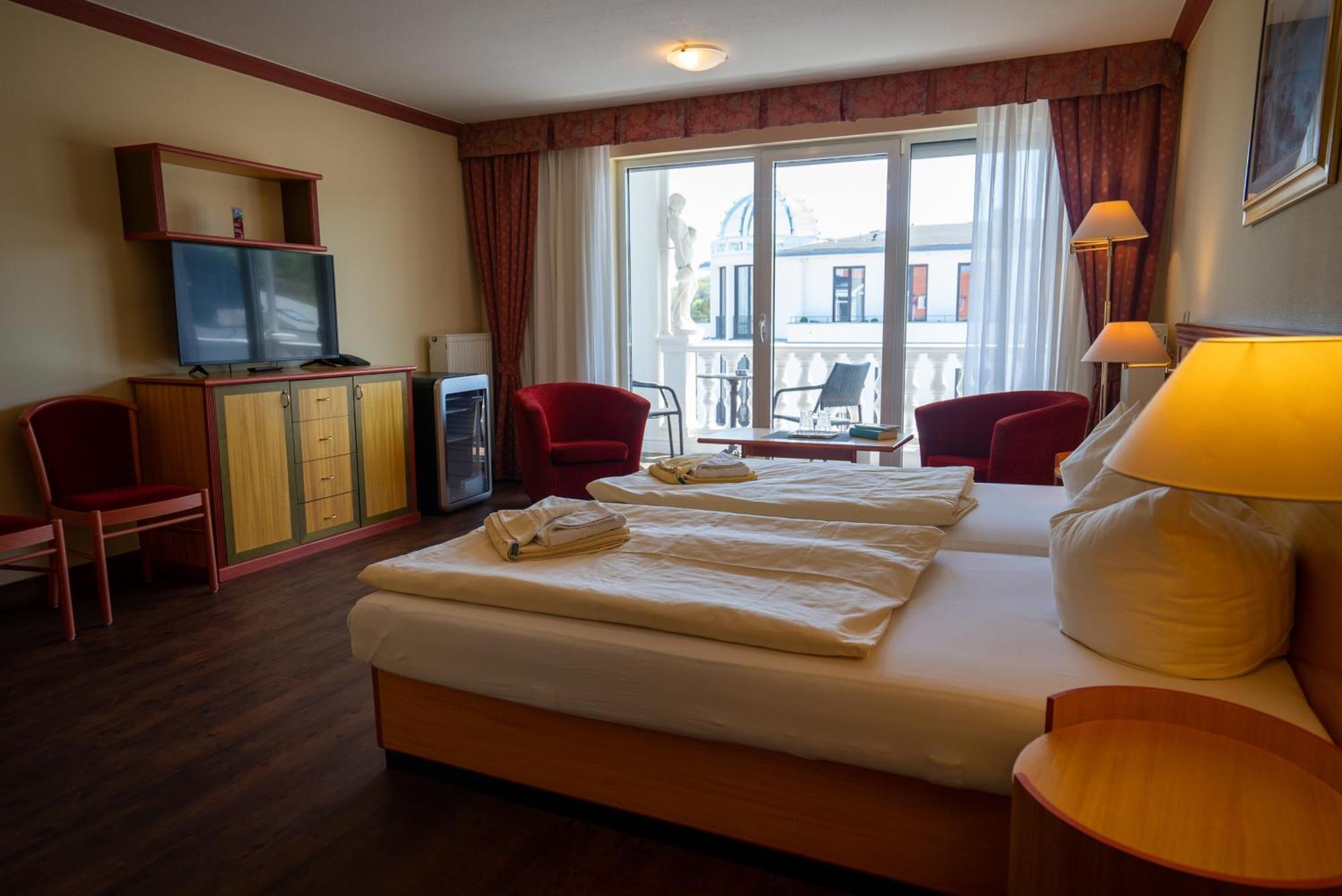 Hotel Esplanade & Aparthotel Rialto Binz Exterior photo