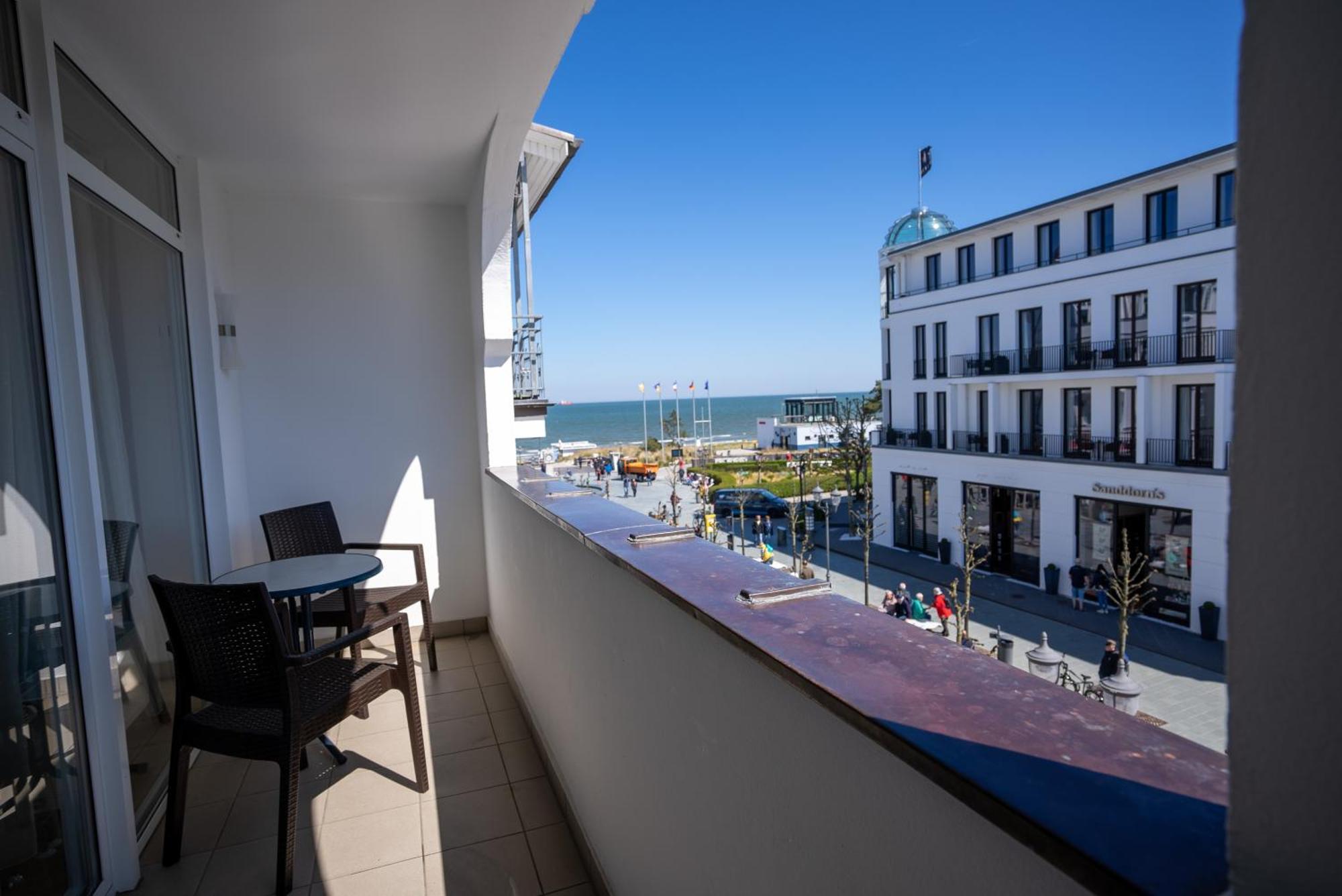 Hotel Esplanade & Aparthotel Rialto Binz Exterior photo