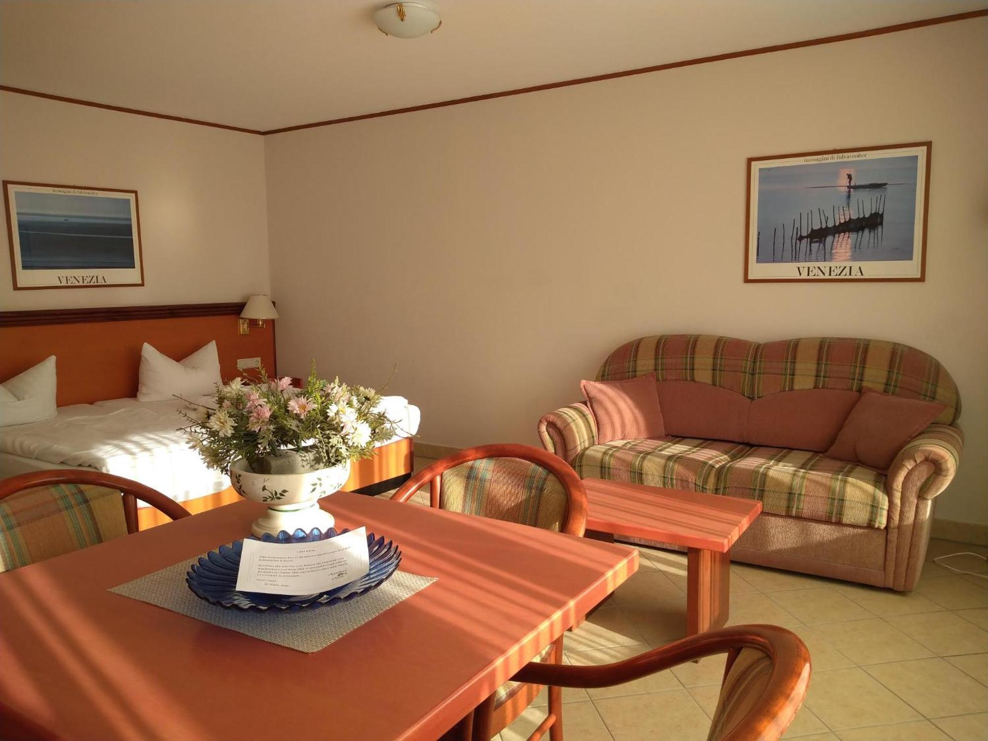 Hotel Esplanade & Aparthotel Rialto Binz Exterior photo
